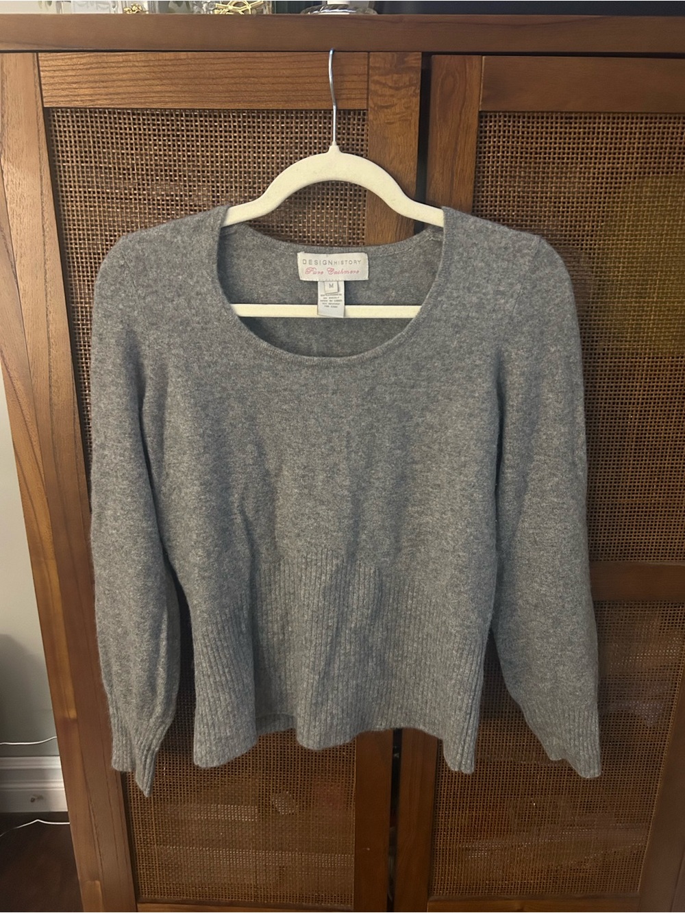 Design History Heather Gray Scoop Neck Knit Sweater